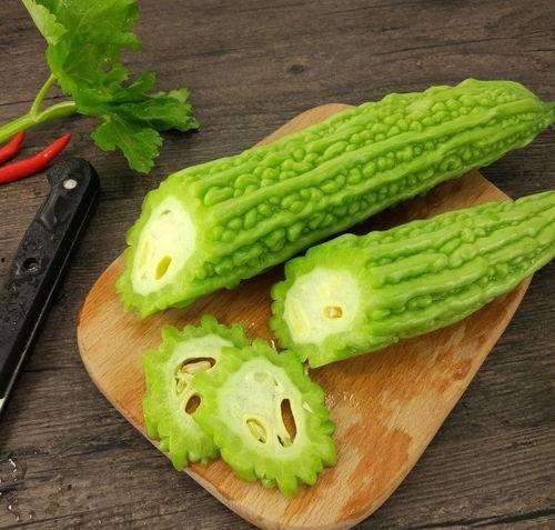 黑瓜吃料网有毒吗能吃吗,有毒还是可食用？